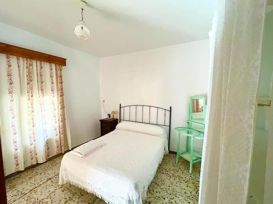 Casa Bejar, Tranquila Casa Con Chimenea, Patios, Junto A La Piscina Villa Canete la Real Bagian luar foto